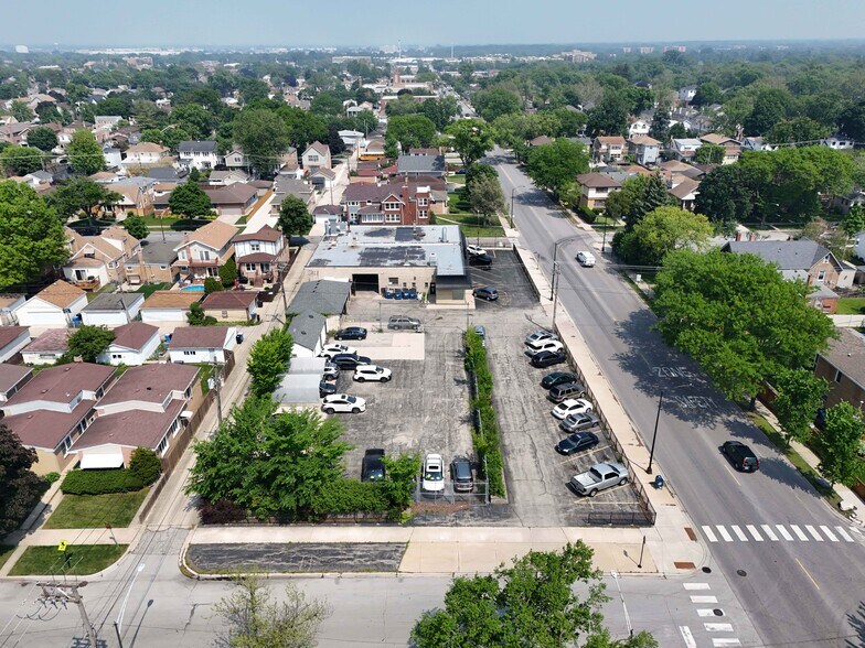 More Photos Of 7606 W Touhy Ave, Chicago Auto Repair For Sale