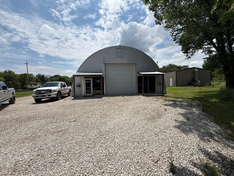 Primary Photo Of 421 N 2nd St, Sapulpa Truck Terminal For Sale
