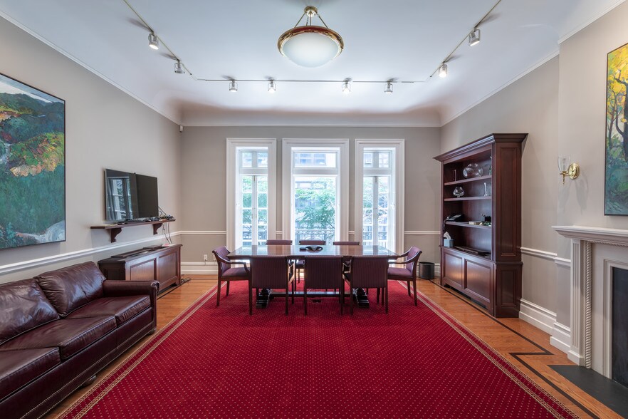 More Photos Of 115 E 69th St, New York Office Residential For Sale
