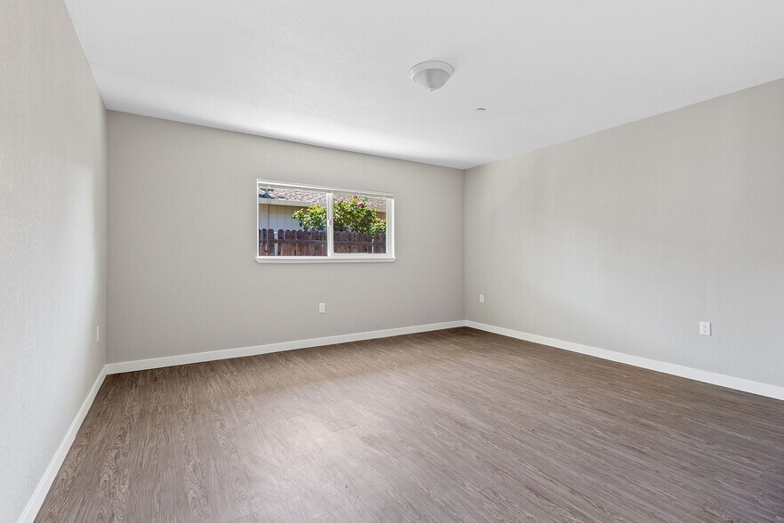 More Photos Of 26825 Woodland ave, Esparto Apartments For Sale