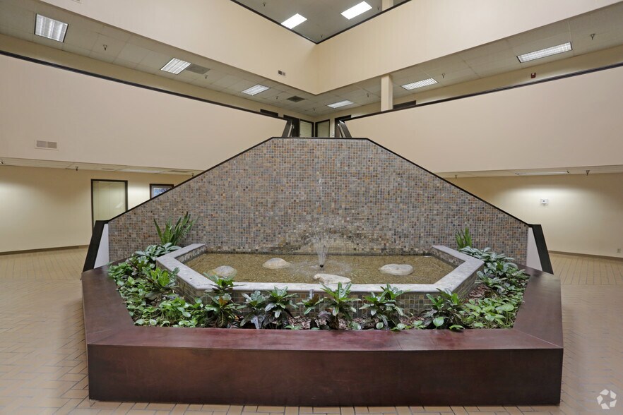 More Photos Of 17215 Studebaker Rd, Cerritos Medical For Lease