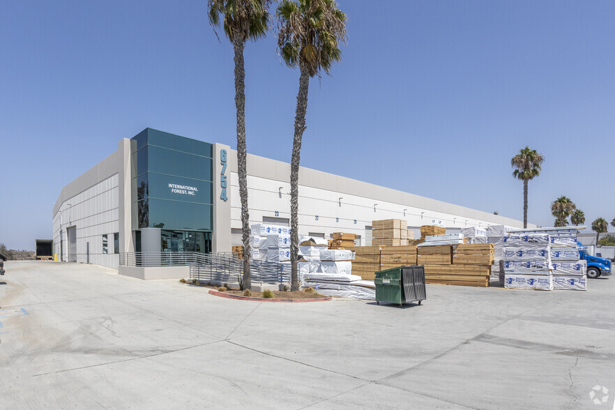 Primary Photo Of 6754 Calle De Linea, San Diego Manufacturing For Lease