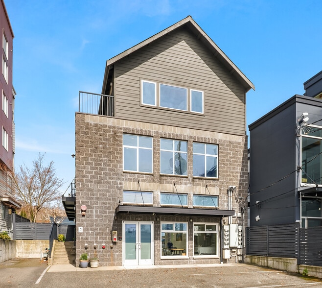 Primary Photo Of 1502 NW 52nd St, Seattle Office Residential For Sale