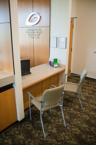 More Photos Of 4331 43rd St, North Little Rock Medical For Sale