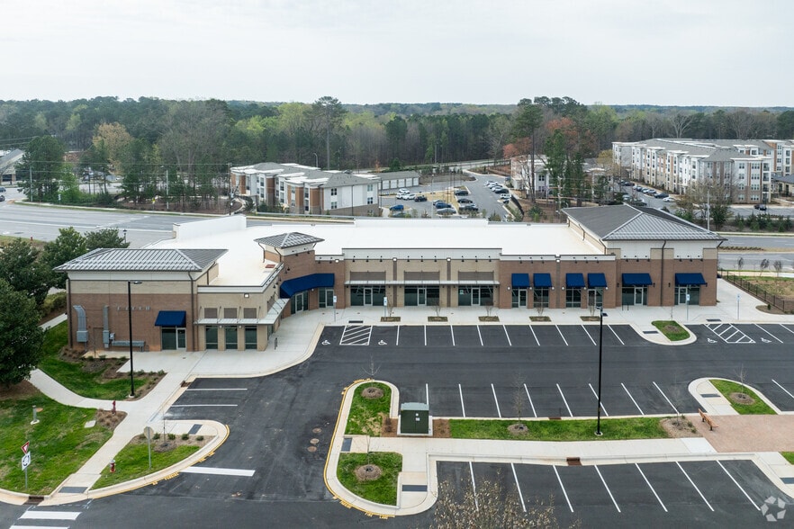 More Photos Of 1005 Portrait Dr, Cary Storefront For Lease