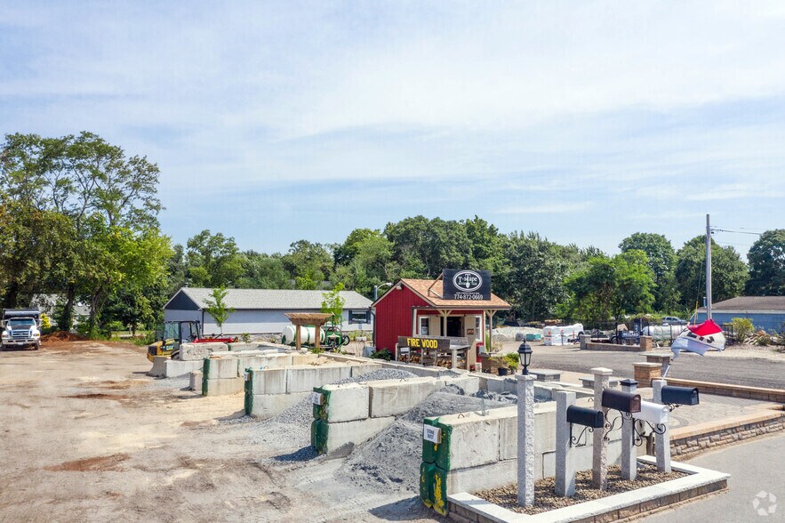 Primary Photo Of 1955 County St, Dighton Garden Center For Sale