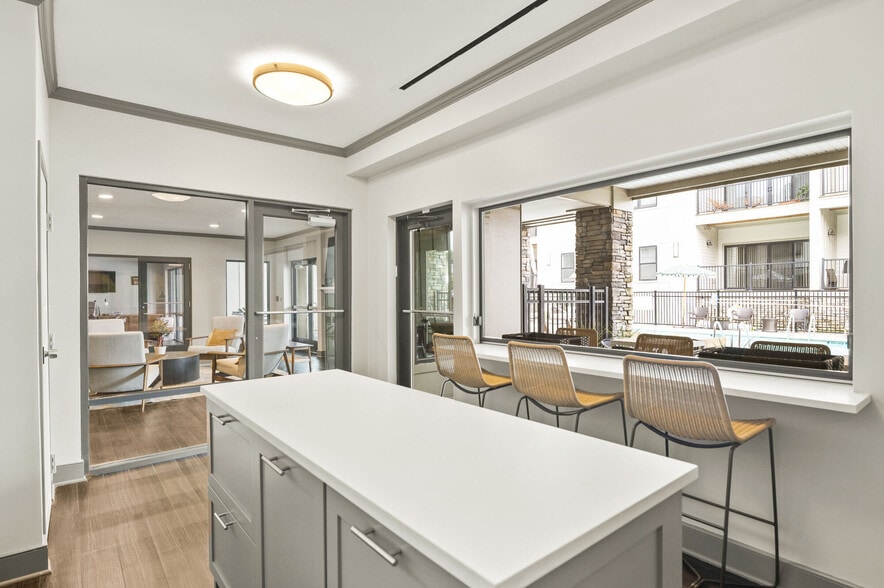 More Photos Of 77A Excelsior Ave, Saratoga Springs Apartments For Lease