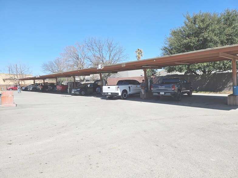 More Photos Of 1610 Callaghan Rd, San Antonio Carwash For Sale