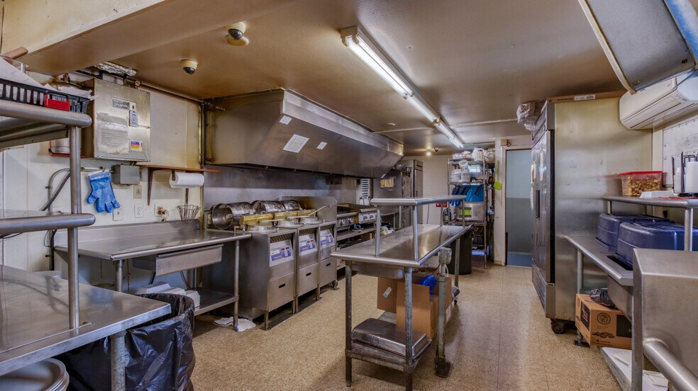 More Photos Of 8114 35th St, Colfax Restaurant For Sale