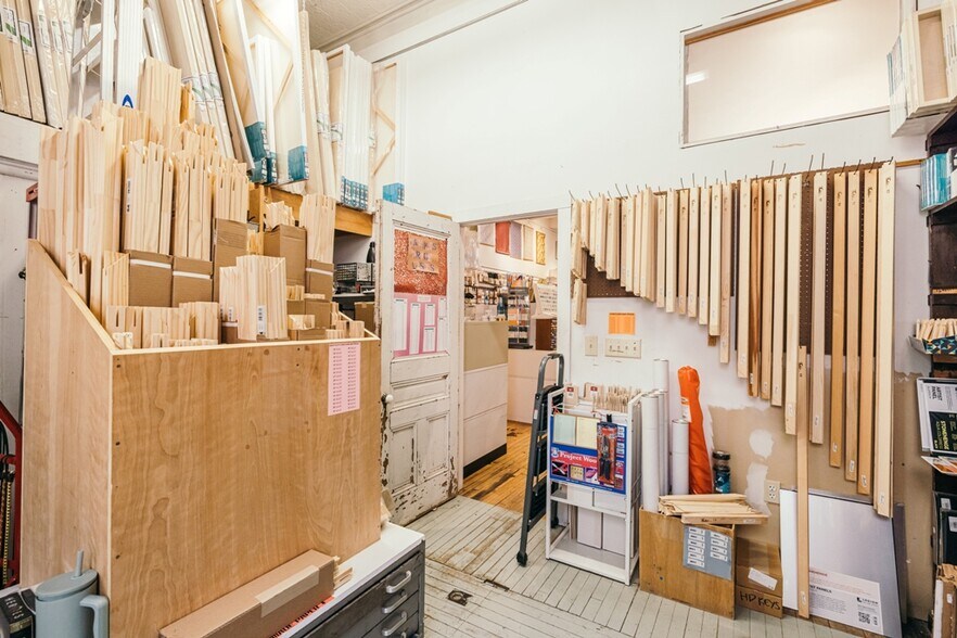 More Photos Of 38 Railroad St, Great Barrington Storefront For Lease