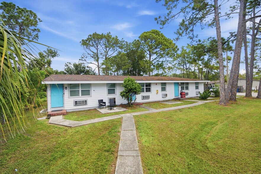 More Photos Of 5901 Bryce Ln, Tampa Apartments For Sale