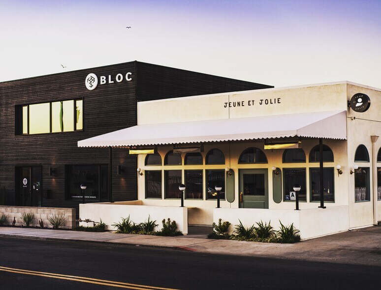More Photos Of 2659 State St, Carlsbad Office For Sale