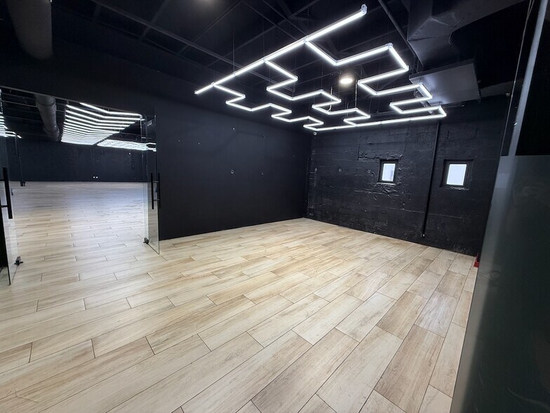 More Photos Of 816 NW 6th Ave, Fort Lauderdale Warehouse For Lease