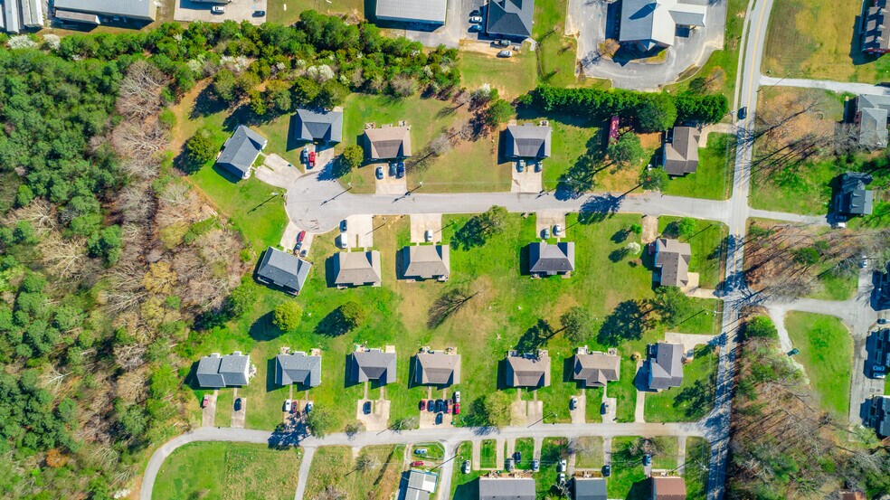 More Photos Of 14 Clara Dr, Ringgold Multifamily For Sale