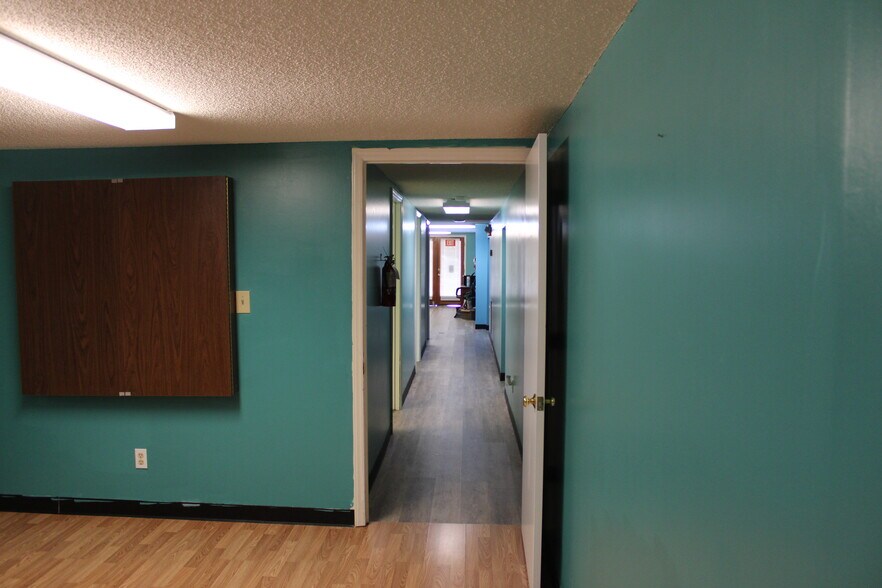 More Photos Of 42 Union St S, Concord Storefront Retail Office For Lease