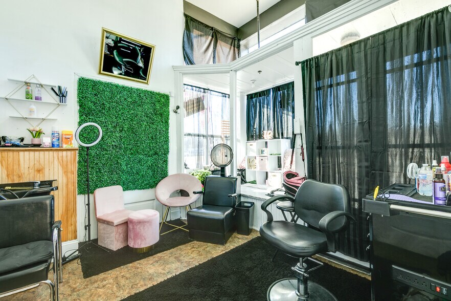 More Photos Of 712 Grove Ave, Petersburg Apartments For Sale
