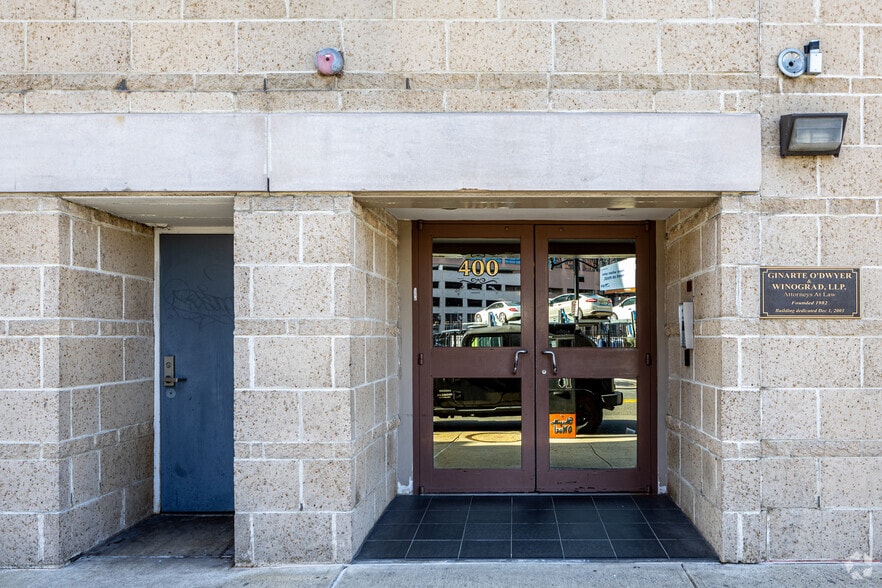 More Photos Of 400 Market St, Newark Office For Lease