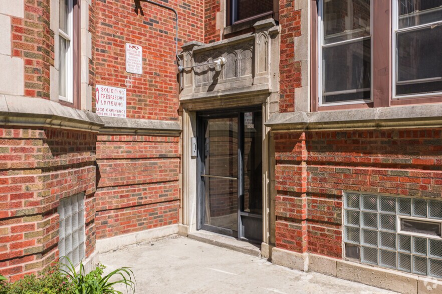 More Photos Of 7526-7536 S Colfax Ave, Chicago Apartments For Sale