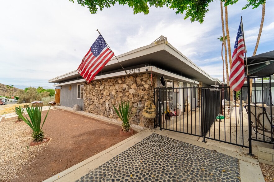 More Photos Of 37250 Bankside Dr, Cathedral City Apartments For Sale
