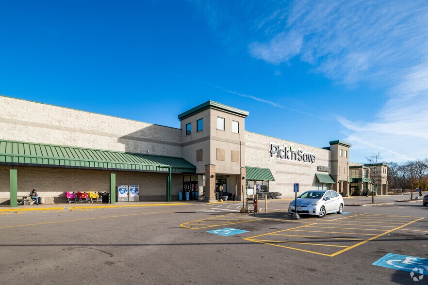 More Photos Of 4698 S Whitnall Ave, Saint Francis Freestanding For Lease