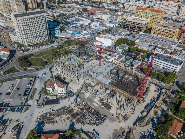 More Photos Of 3011 Ponce De Leon Blvd, Coral Gables Freestanding For Lease