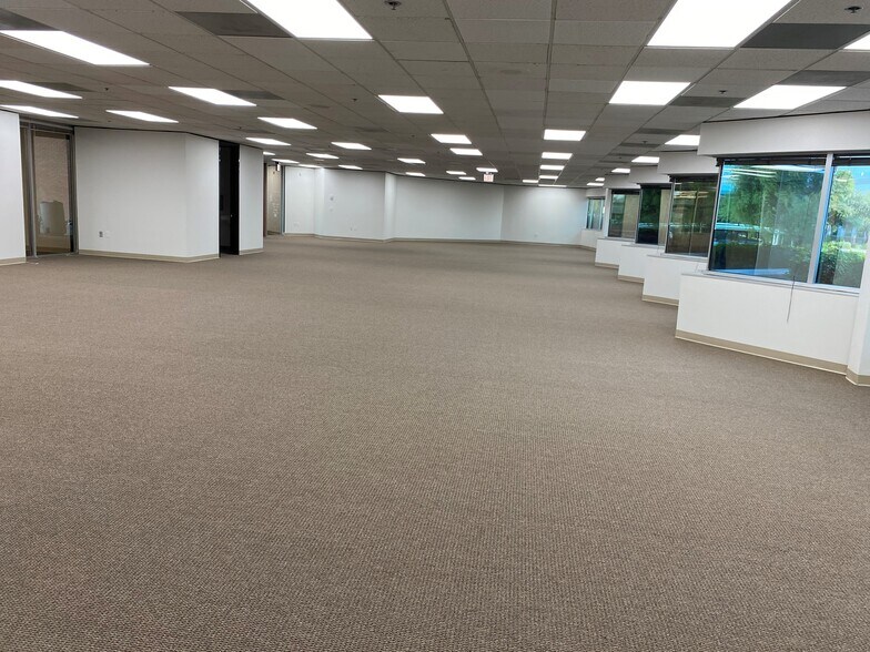 More Photos Of 4130 E Van Buren St, Phoenix Office For Lease