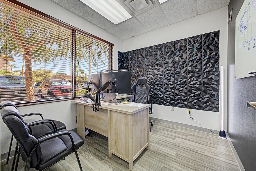 More Photos Of 2680 S Val Vista Dr, Gilbert Medical For Lease