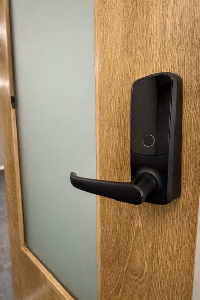 More Photos Of 9426 Stewartown Rd, Gaithersburg Loft Creative Space For Lease