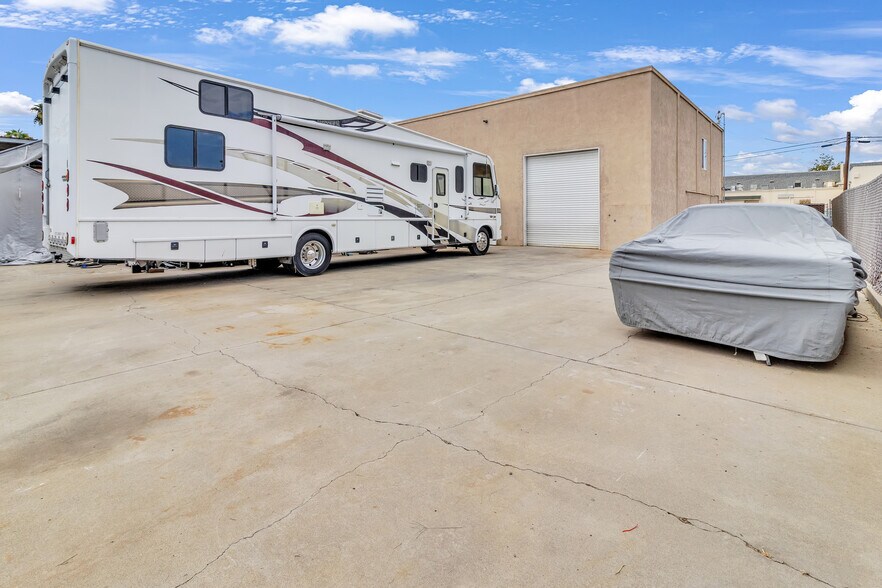 More Photos Of 1338 D St, Ramona Office For Sale