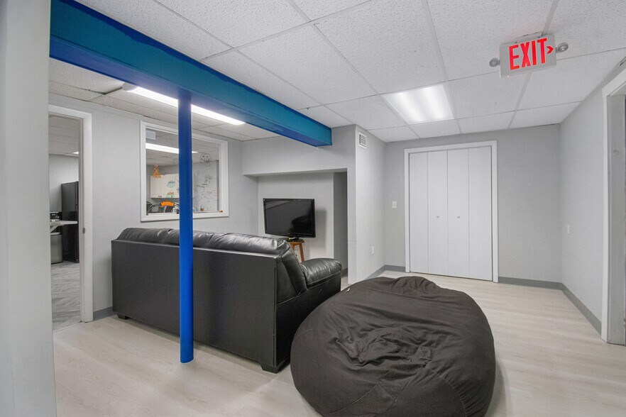 More Photos Of 315 11th Ave N, Jacksonville Beach Medical For Lease