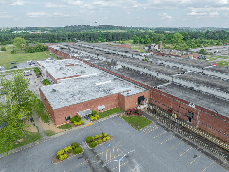More Photos Of 60 Highway 22, Milledgeville Showroom For Sale