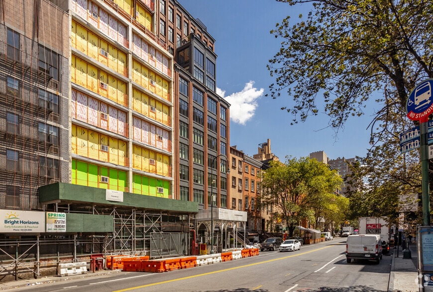 More Photos Of 245 W 14th St, New York Apartments For Sale