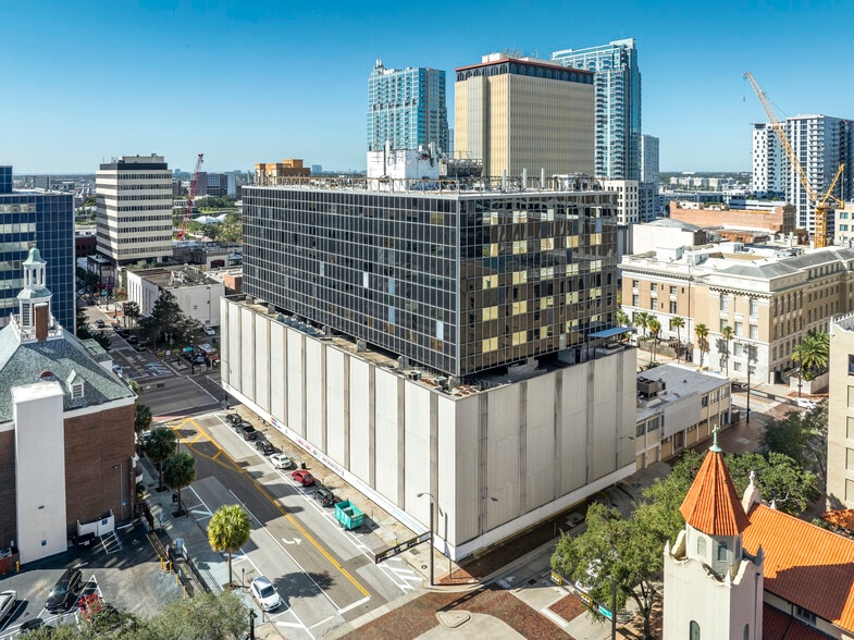 More Photos Of 412 E Madison St, Tampa Office For Sale