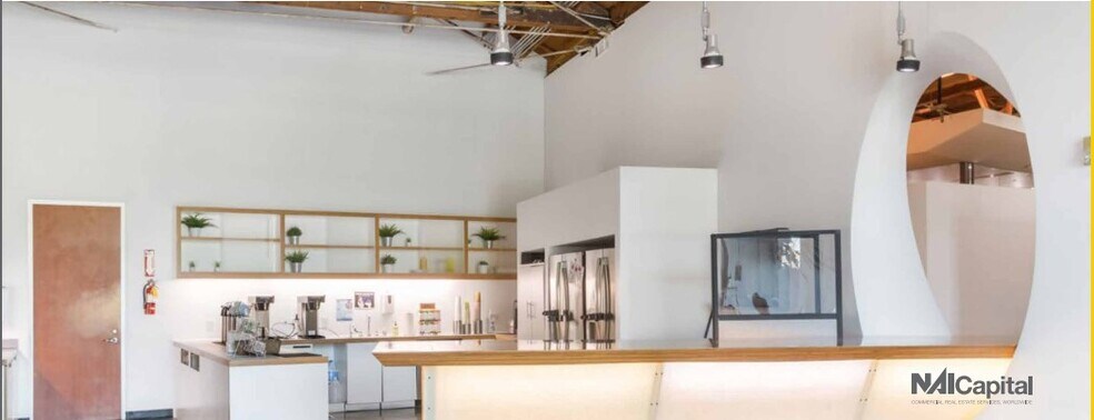 More Photos Of 3562-3582 Eastham Dr, Culver City Loft Creative Space For Lease