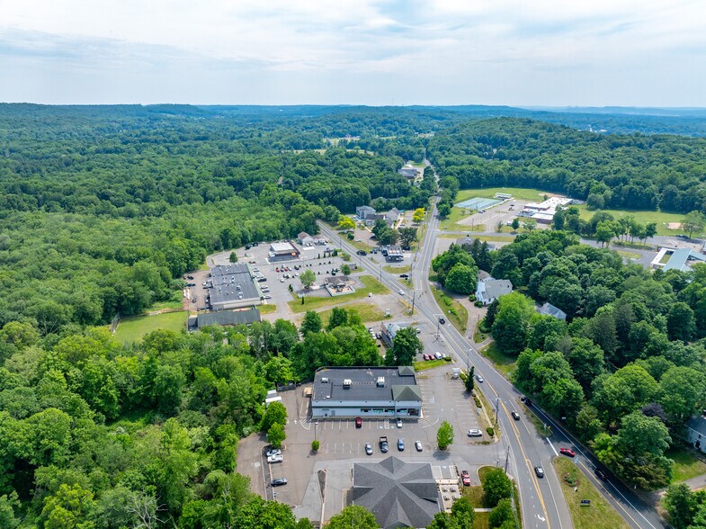 More Photos Of 1395 Middletown Ave, Northford Freestanding For Sale