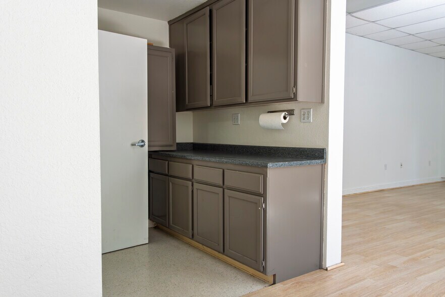 More Photos Of 583 Dana St, San Luis Obispo Freestanding For Lease