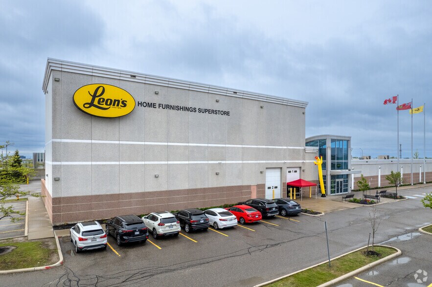 More Photos Of 255-299 Bass Pro Mills Dr, Vaughan Unknown For Lease