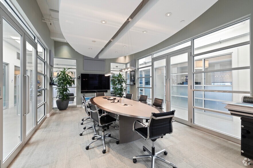 More Photos Of 45-47 NE 36th St, Miami Freestanding For Sale