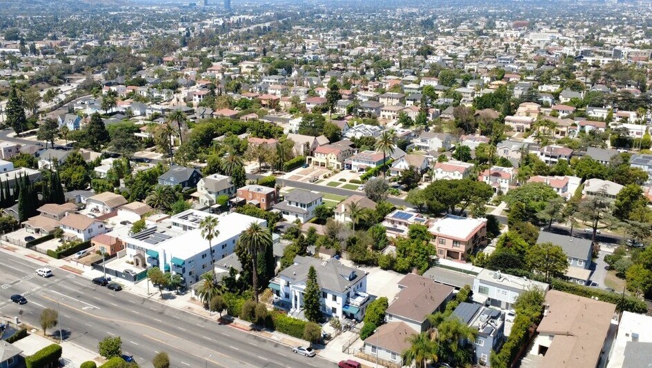 More Photos Of 2241 Crenshaw Blvd, Los Angeles Apartments For Sale