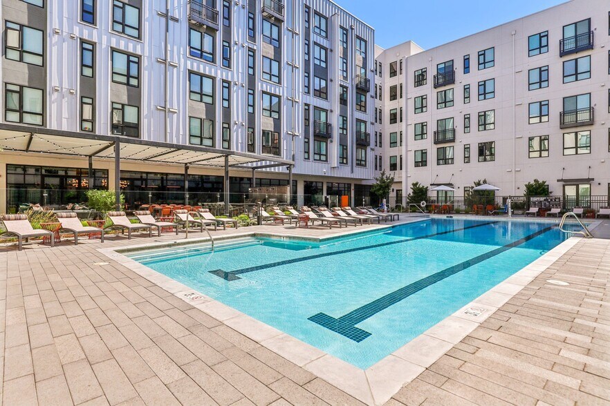 More Photos Of 251 6th St, Sacramento Apartments For Lease