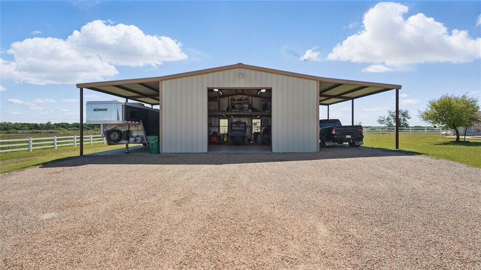 More Photos Of 310 Hatter Dr, Moody Land For Sale