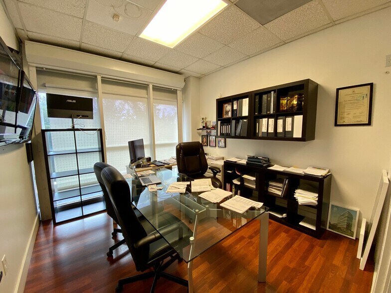 More Photos Of 20101-20161 NE 16th Pl, Miami Loft Creative Space For Sale