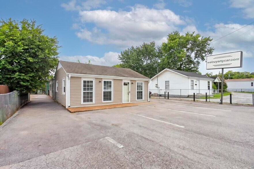 Primary Photo Of 223 Connell St, Goodlettsville Office For Lease