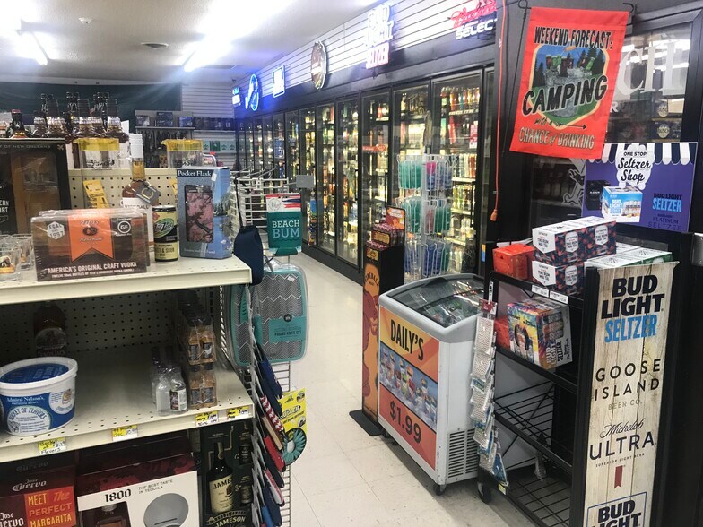 More Photos Of 25817 State Hwy 64, Pittsburg Supermarket For Sale