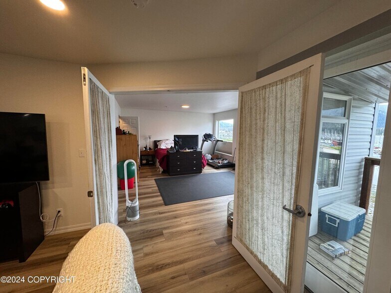 More Photos Of 22 S Sing Lee Aly, Petersburg Apartments For Sale