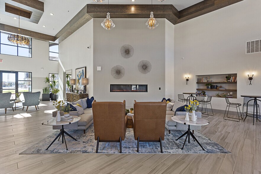 More Photos Of 900 Cinema Dr, Hudson Oaks Apartments For Lease