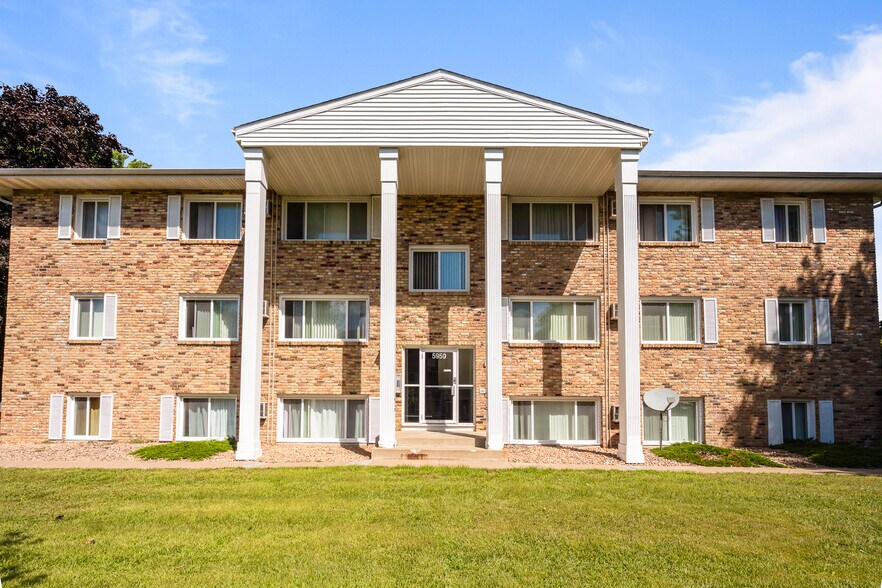 More Photos Of 5930-5950 W Broadway Ave, Minneapolis Apartments For Sale