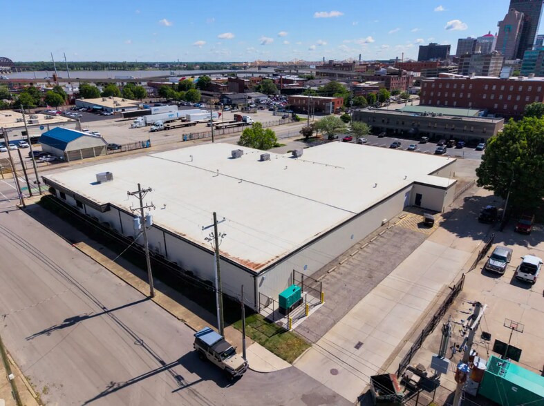 More Photos Of 1136 W Market St, Louisville Warehouse For Sale