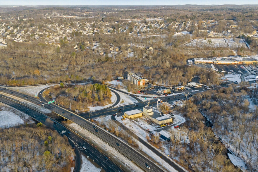 More Photos Of 223 Winthrop Ave, Lawrence Industrial For Sale