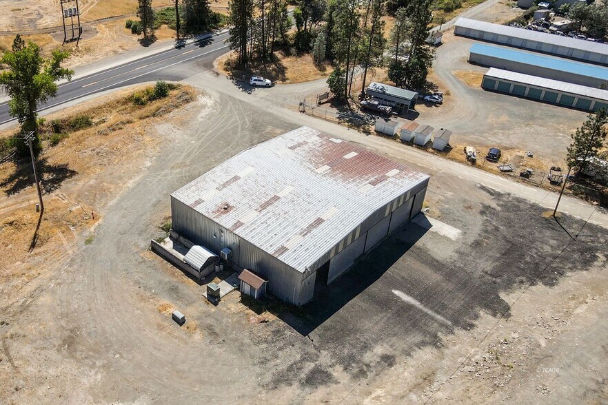 More Photos Of 30661 State Highway 3, Douglas City Auto Repair For Sale